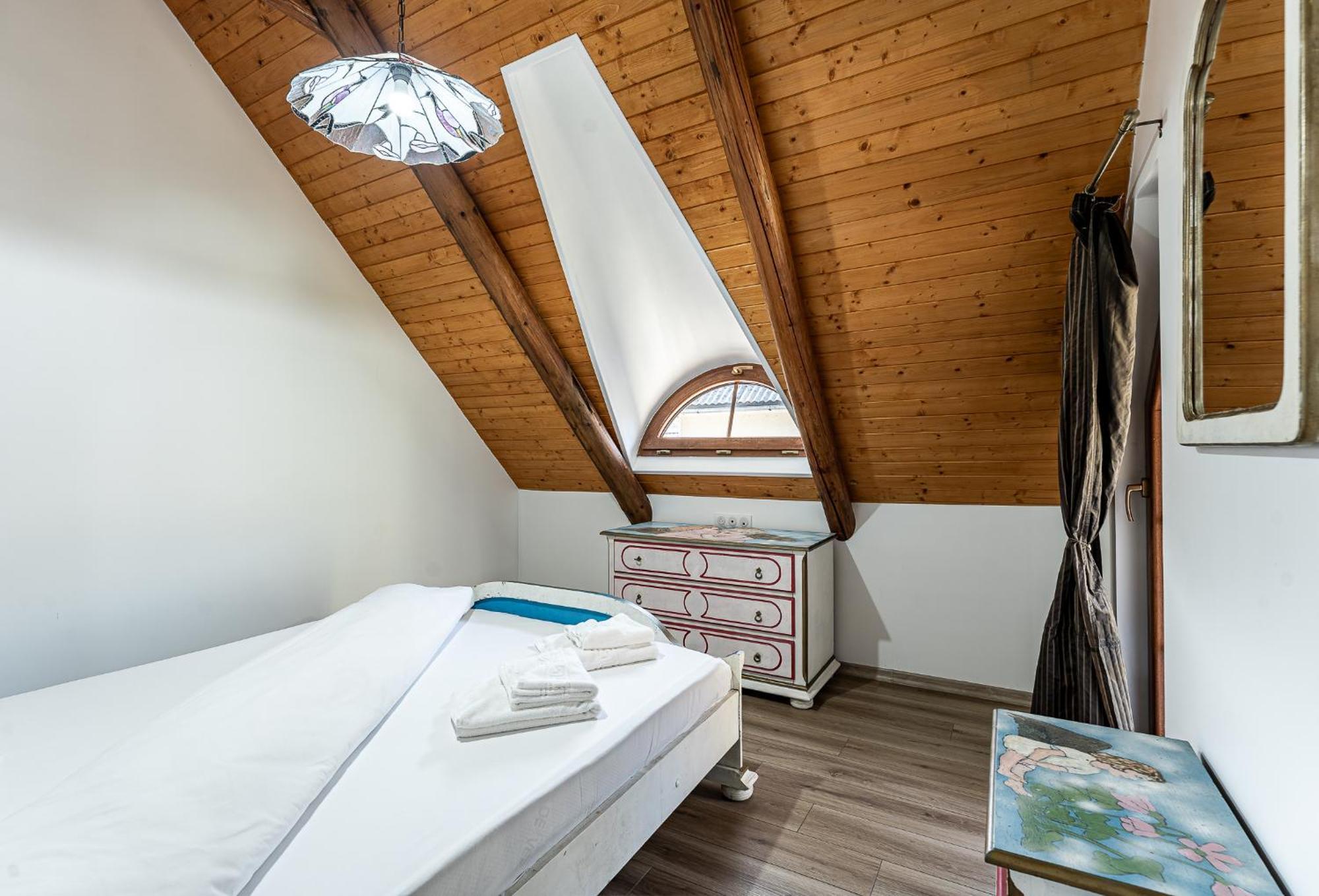 Casa Cu Magnolii Hotell Poienile Izei Eksteriør bilde